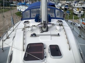 Colvic Countess 37 Owners cabin  - Coachroof/Wheelhouse