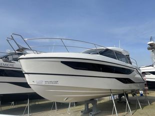 2024 Bavaria SR38HT