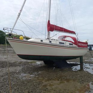 Westerly Konsort Twin Keel 1982