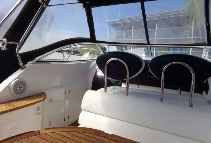 2004 Sealine S23