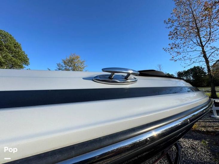 2023 Crownline 240 ss