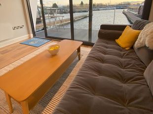 Floating Homes by "BlueField" 