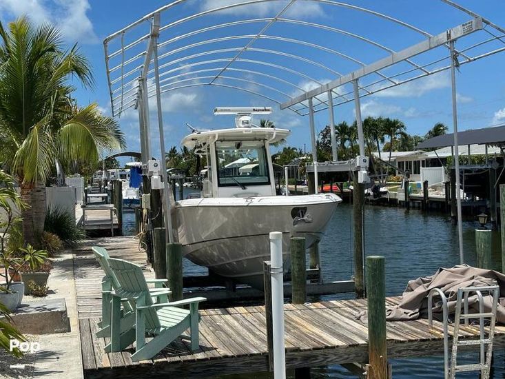 2011 Boston Whaler 320 outrage