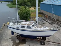 1984 Trident Marine Voyager 38