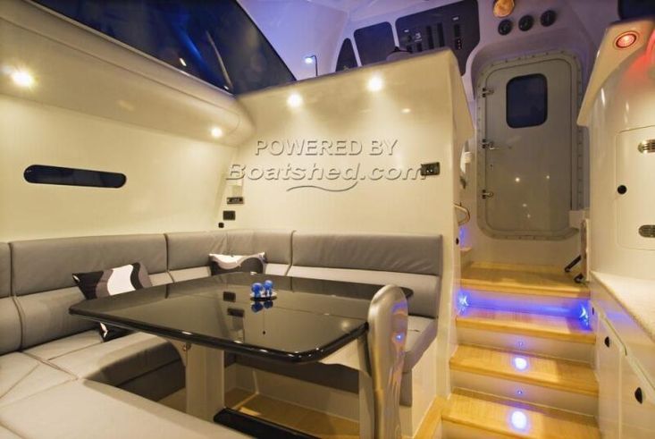 2007 Wave Piercer Speed Boat
