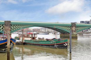 Beautiful Belgian luxe motor barge, SW11