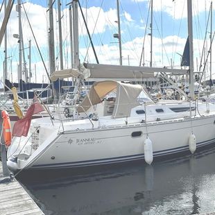 Jeanneau 36.2 ‘shoal keel’ cruising yacht 