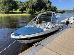 2008 Maxum 1900 SR3 Bow Rider