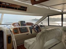 Sealine F37 2001
