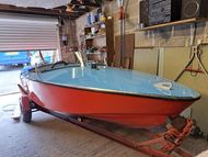 Albatross sports runabout