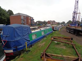 47ft Cruiser stern Narrowboat with REVERSE LAYOUT