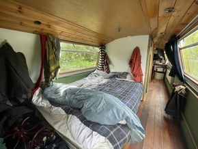 Narrowboat 70ft Cruiser Stern - Cabin 
