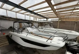 2022 Beneteau Flyer 8 Sundeck