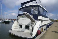 2005 Four Winns Horizon 240