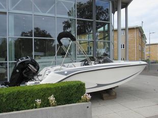 2024 Bayliner M17