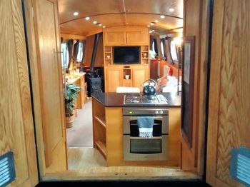 55ft x 10ft Widebeam Collingwood Barge