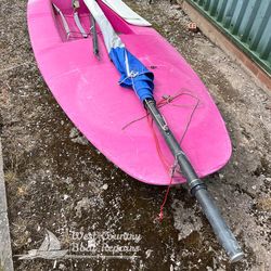 Pink Topper – Fully Equipped & Ready to sail number : 33430