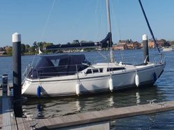 1995 White Silk 28 Cruising Yacht