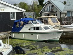 Colin facey 21 Diesel River cruiser, Boat