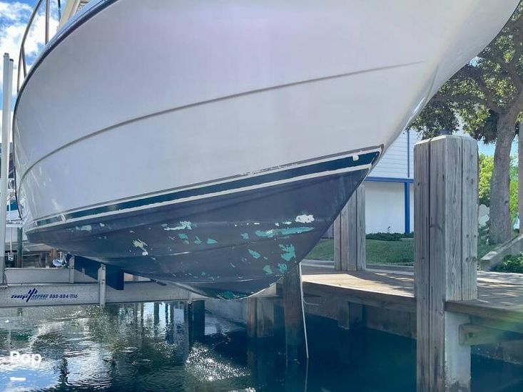 2003 Pursuit 3070 offshore