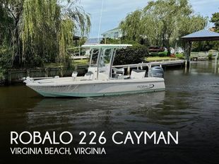 2019 Robalo 226 Cayman