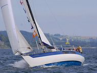 Kingscruiser 33 yacht