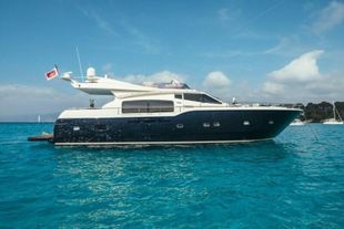 2005 Ferretti Altura 690
