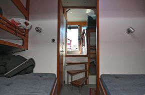 Fore cabin with dubble bed