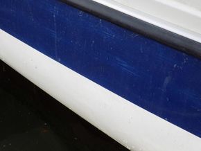 Pegasus 700  - Hull Close Up
