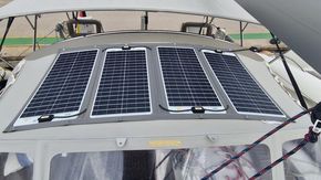 2021 Bavaria Vision 42 34