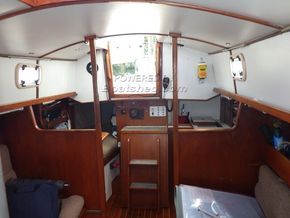 Victoria 30 Sailing Sloop - Looking Aft