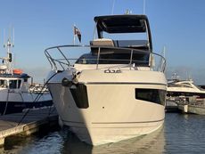 2025 Fairline Squadron 58