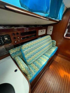 Stb Saloon