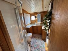 Collingwood 60ft Wide Beam