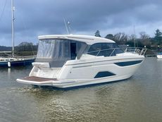 2020 Bavaria R40
