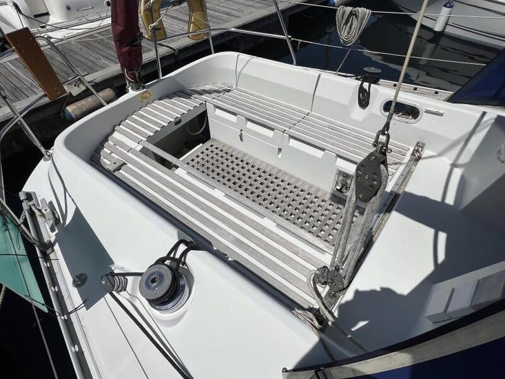 1987 Beneteau First 325