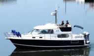 2009 Nimbus 340 Commander