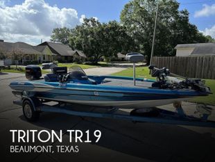 1998 Triton TR19