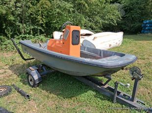 Dell Quay 'Dory 11' GRP Boat
