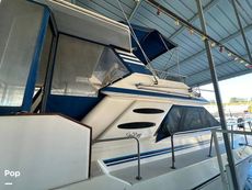 1986 Sea Ray 410 AFt Cabin