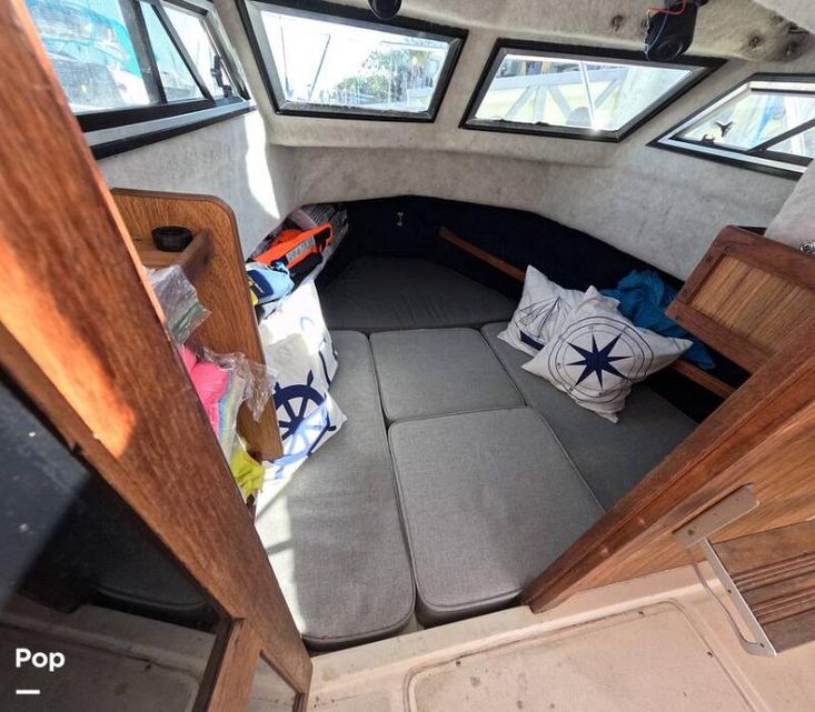 1989 Custom vector 2200 wa