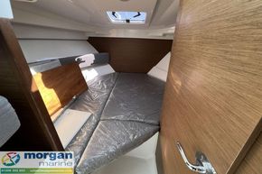 Jeanneau Merry Fisher 795 - cabin