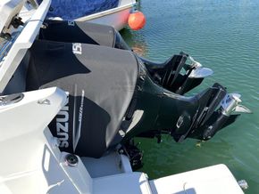 Beneteau Barracuda 8  - Engine