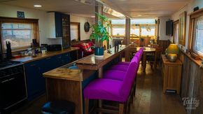 Kitchen/bar