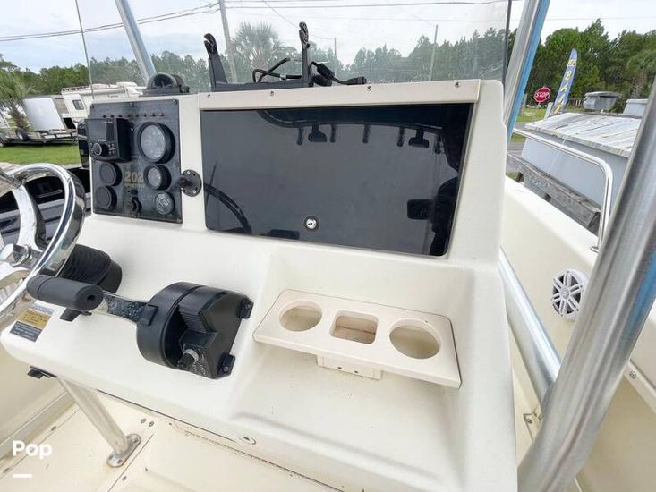 1999 Scout 202 sportfish