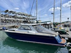Solent Spear 35 - Rare Modern Classic Motor Yacht