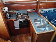 2002 Bavaria 36