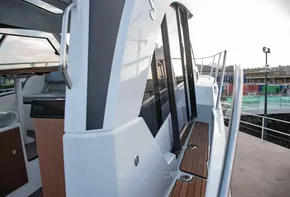 Beneteau Antares 9 OB for sale with BJ Marine