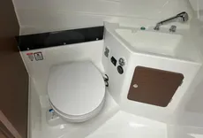 2024 Beneteau Antares 8