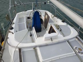 Moody 30 Sailing Yacht - Cockpit